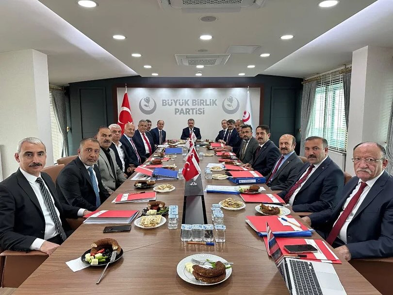 Özbağ’dan Genel Merkez’e Uzanan Yolculuk 1