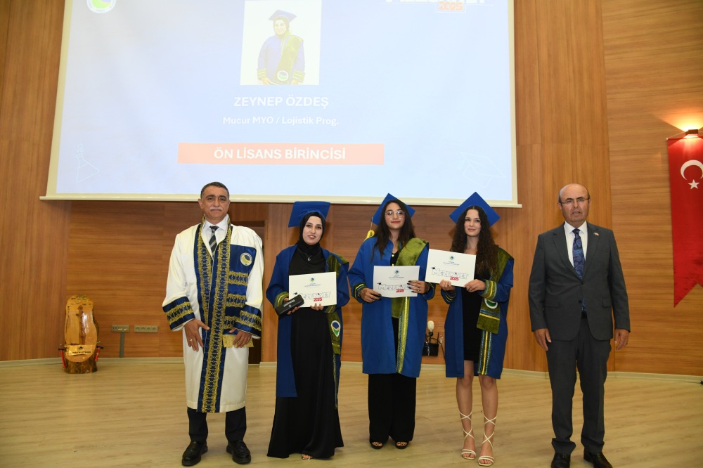 Akademik Başarı Sahneye Taşındı, Coşku Törene Yansıdı144