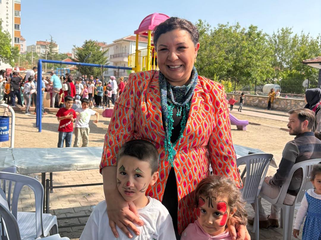 Bayram Sevinci Sokaklara Taştı, Minikler Için Renkli Etkinlik2
