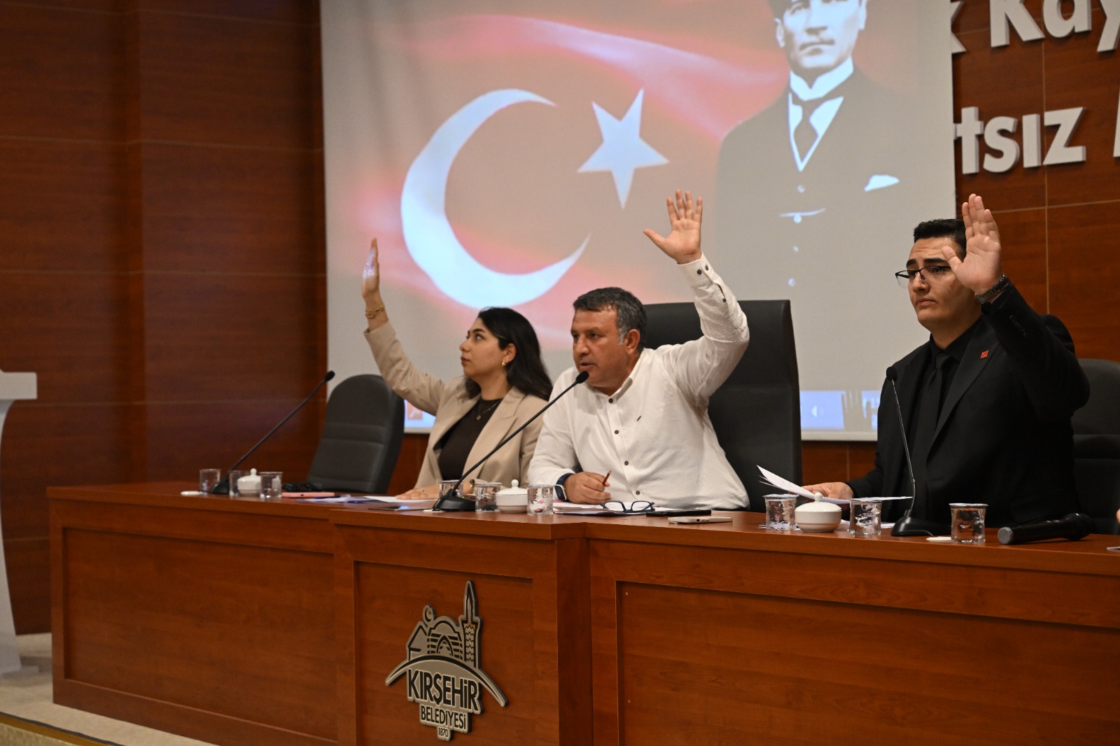 Belediye Meclisi Gündemdeki Maddeleri Görüştü
