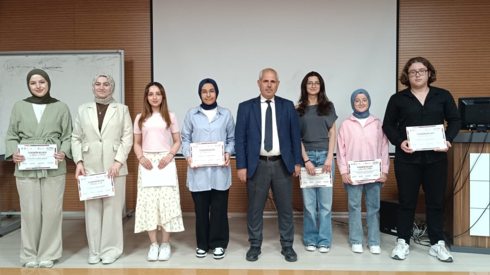 Bilim Ve Toplum Odaklı Projeler Ödüllendirildi2