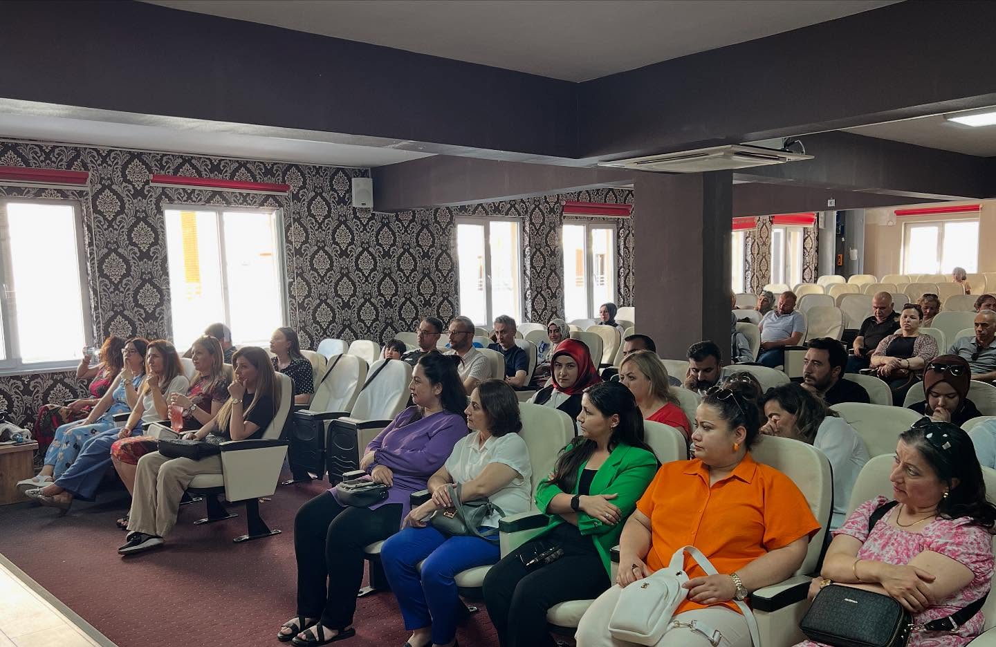 Edebiyat, Biyografi, Müzik Ve Kültür Akademileri Başarıyla Tamamlandı2