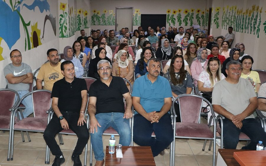 Gülşen, Öğretmenlerle Bir Araya Geldi2