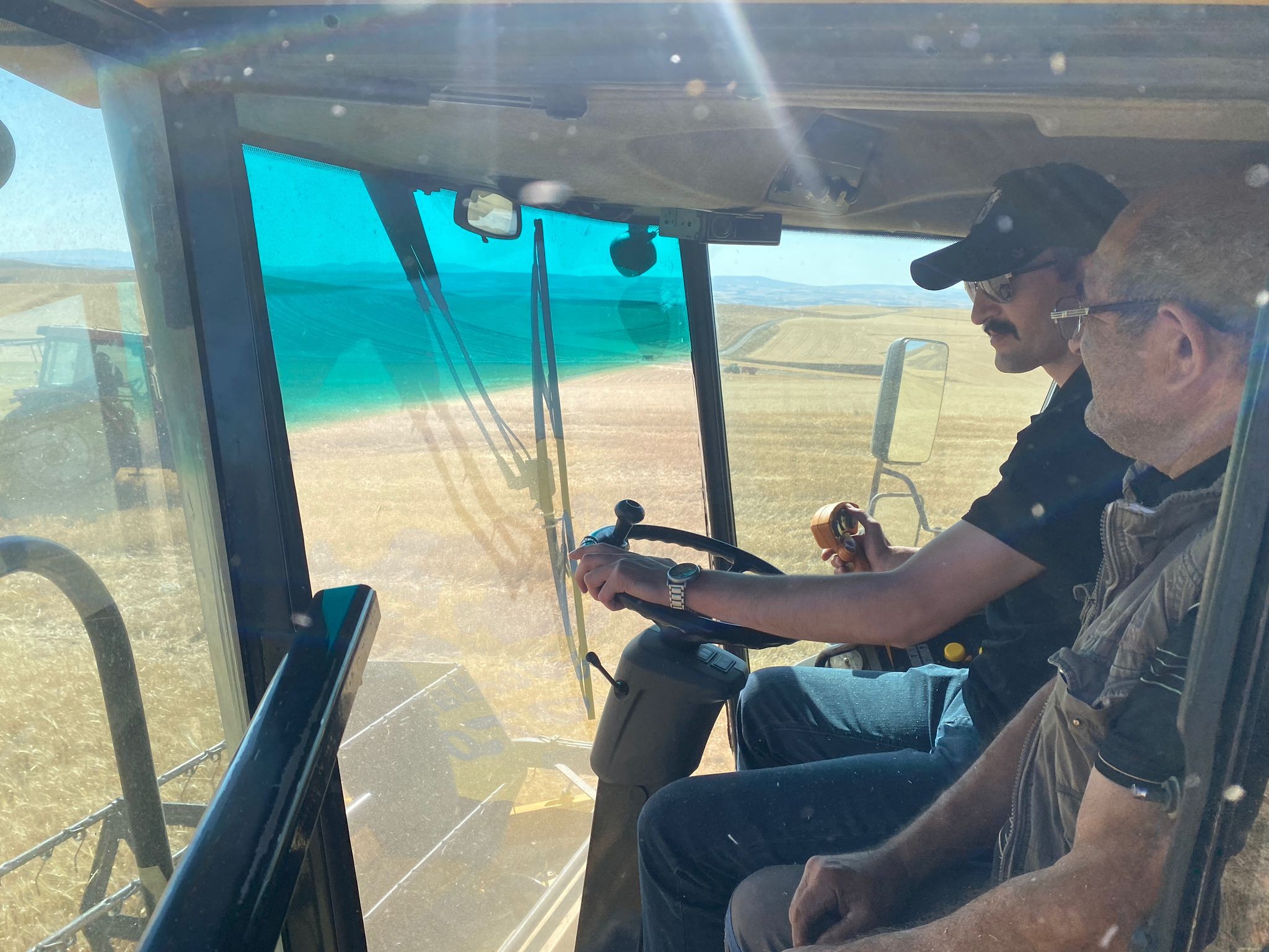 Kaymakam Buğday Hasadına Katıldı 2