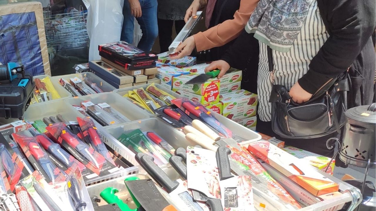 Kırşehir’de Bıçaklar Raflarda Tükeniyor (2)