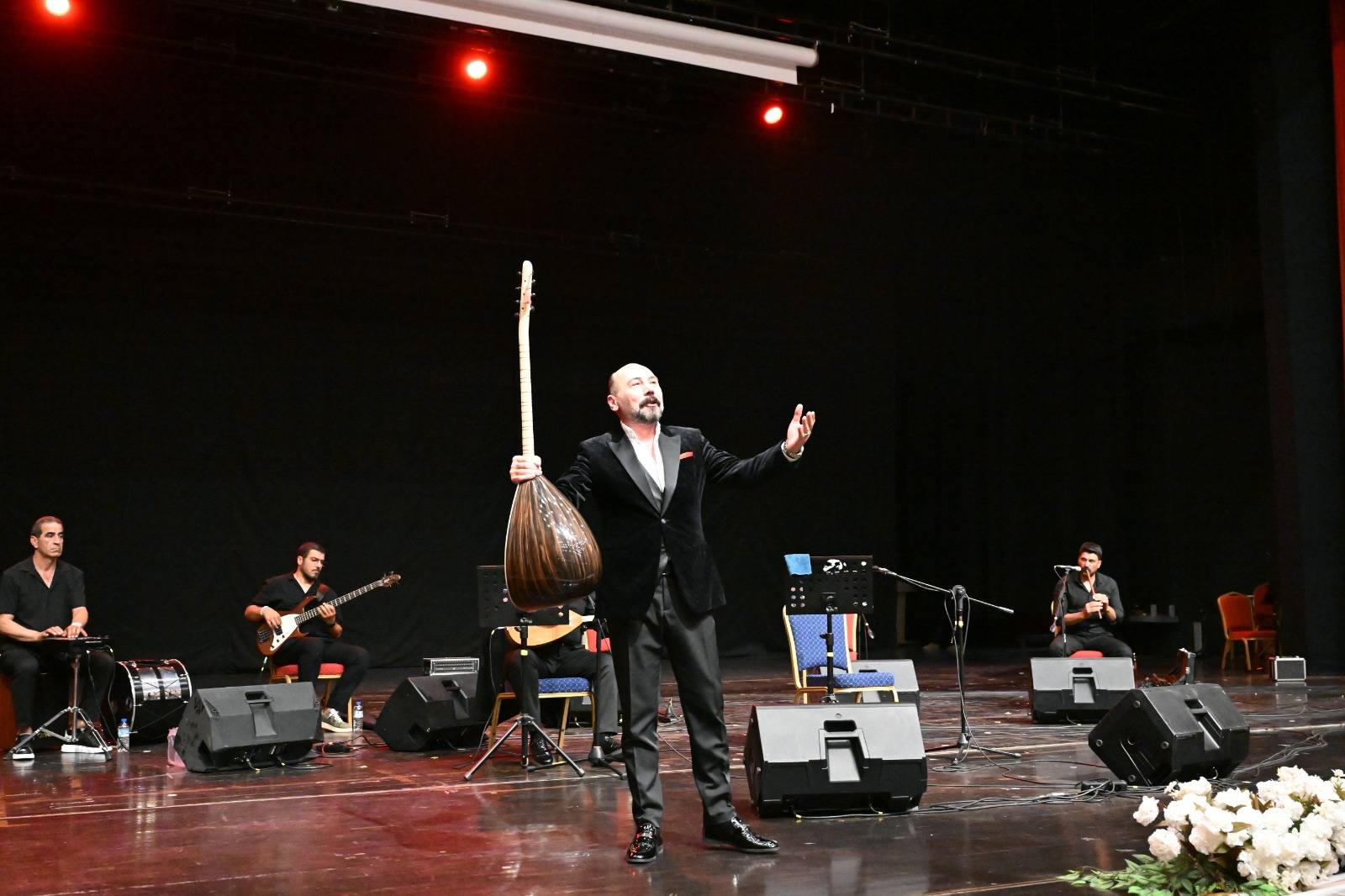 Kırşehir’de Geceyi Aydınlatan Ezgiler Sahne Aldı 5