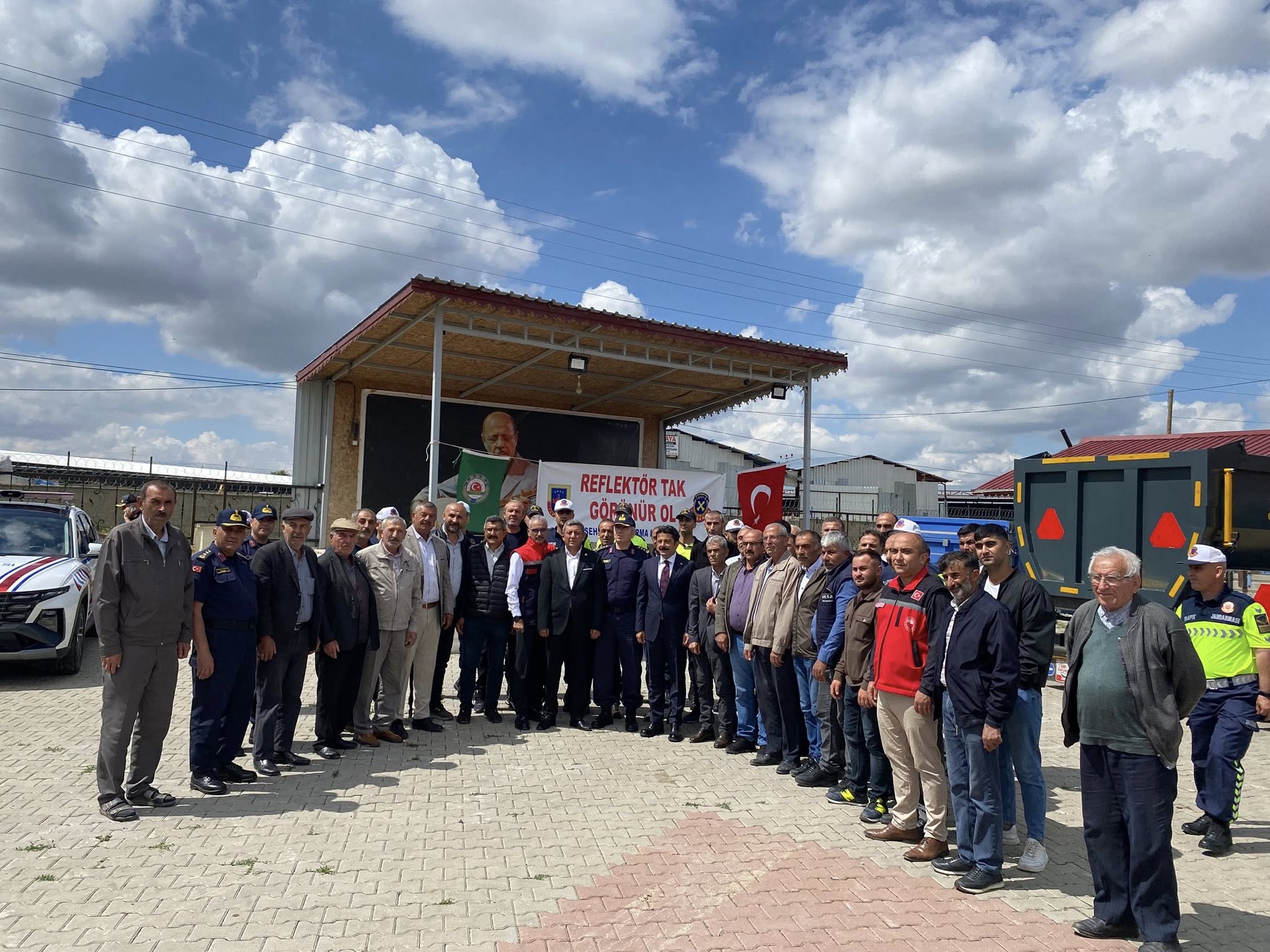 Kırşehir’de Karanlığa Karşı Reflektör Seferberliği (7)