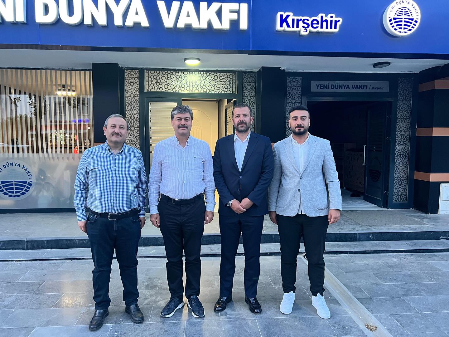 Milletvekili Erkan Acılı Aileleri Yalnız Bırakmadı 1