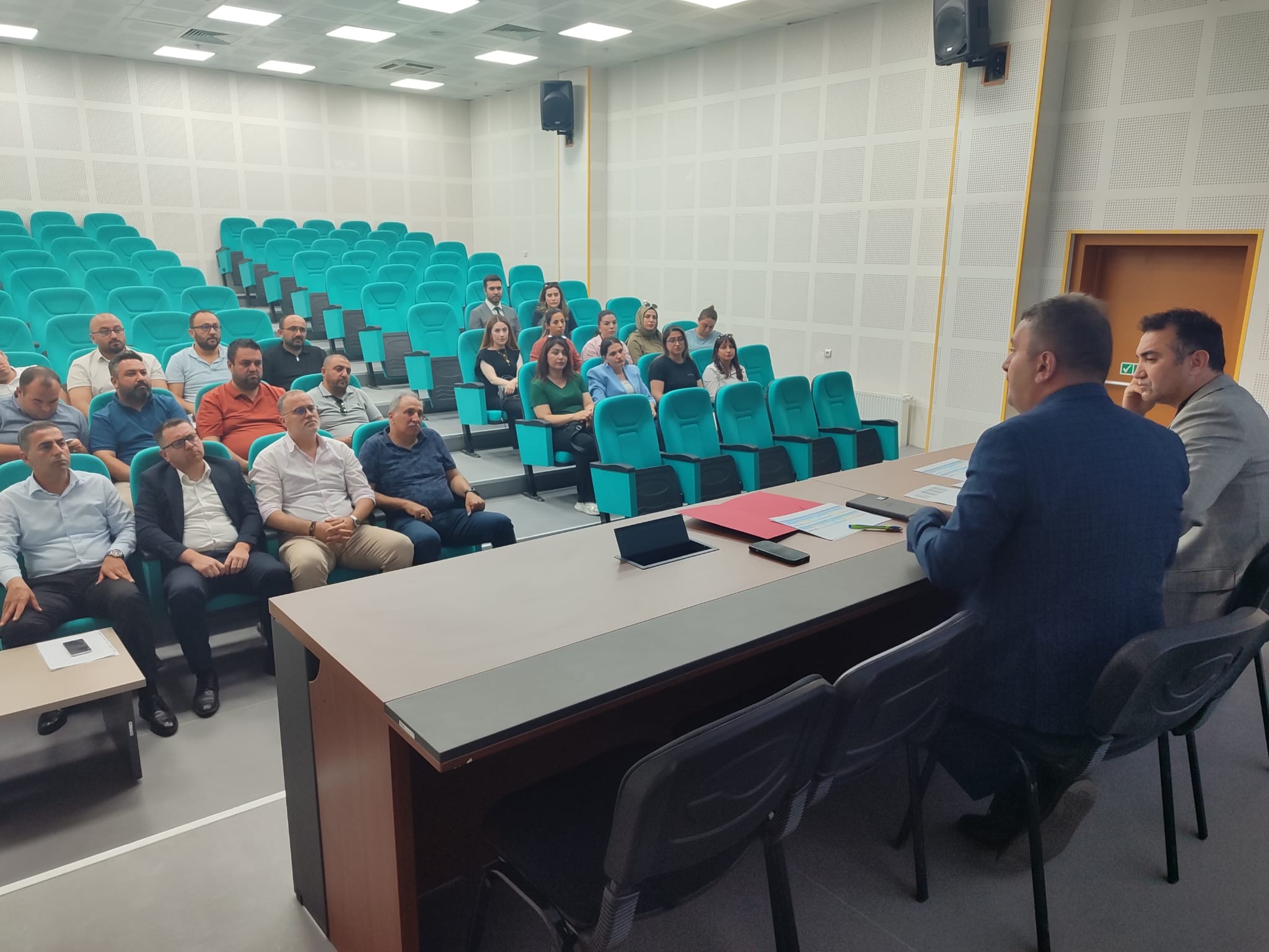 Projeler Gözden Geçirildi, Gençlik Için Yeni Adımlar Konuşuldu