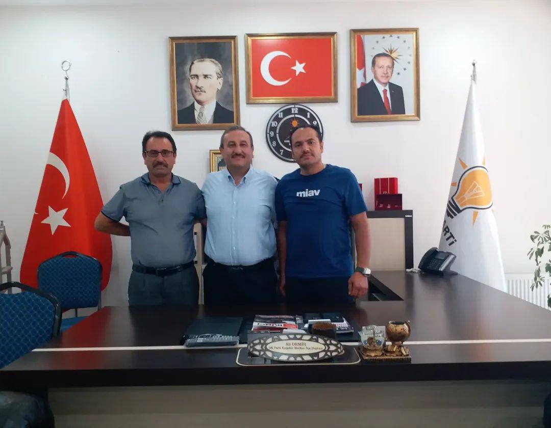 Ak Parti Kırşehir’de Kadroları Yeniledi 3