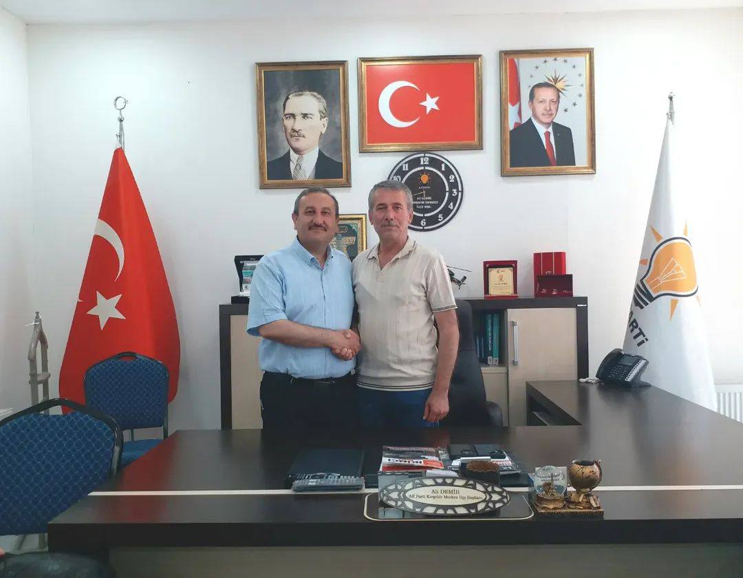 Ak Parti Kırşehir’de Kadroları Yeniledi 5