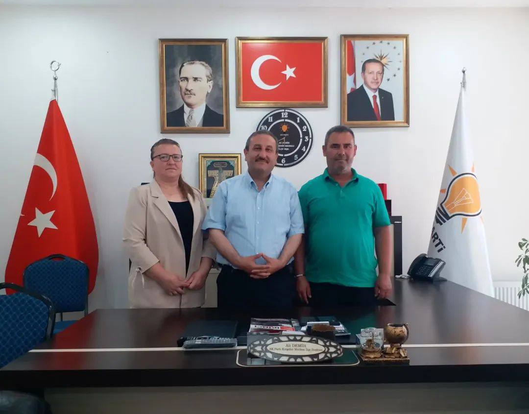 Ak Parti Kırşehir’de Kadroları Yeniledi 6