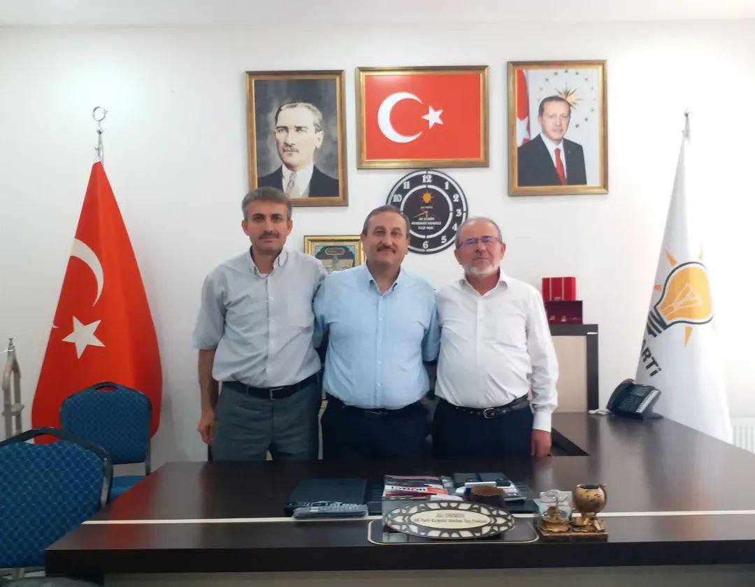 Ak Parti Kırşehir’de Kadroları Yeniledi 7