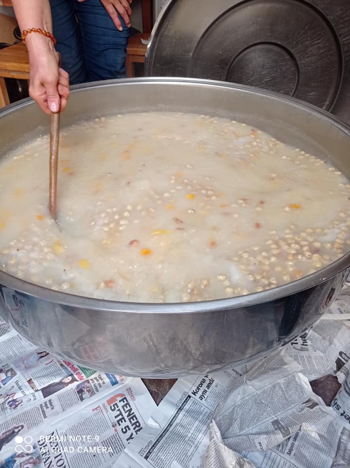 Aşure Geldi Çattı (1)