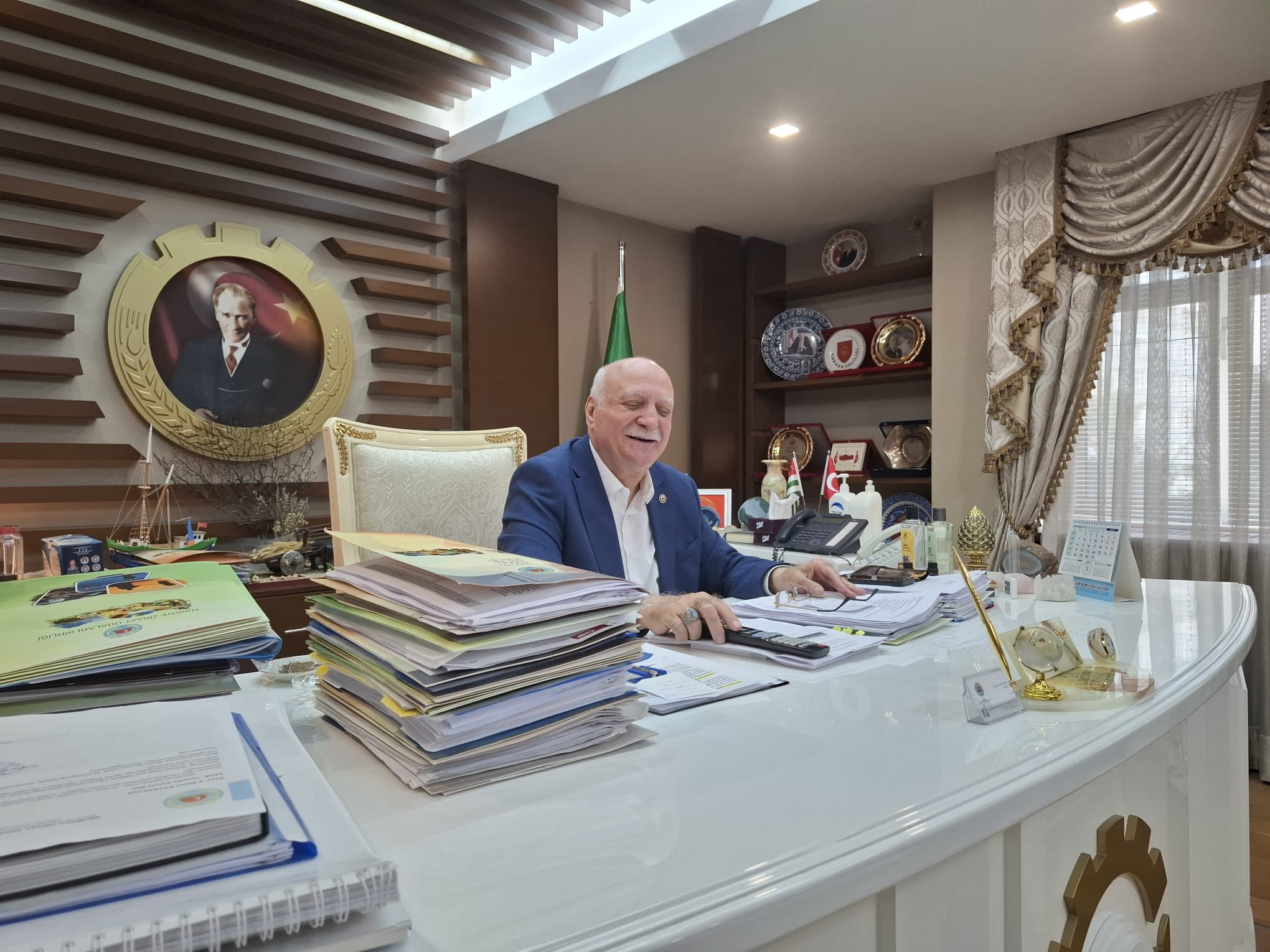 Bayraktar Ile Görüştüler, Çiftçilerin Sorunlarını Dile Getirdiler1