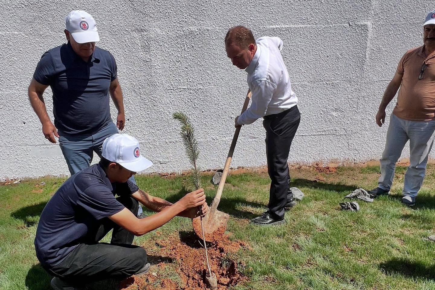 Gülşen, Ağaç Dikimiyle Geleceğe Nefes Oldu
