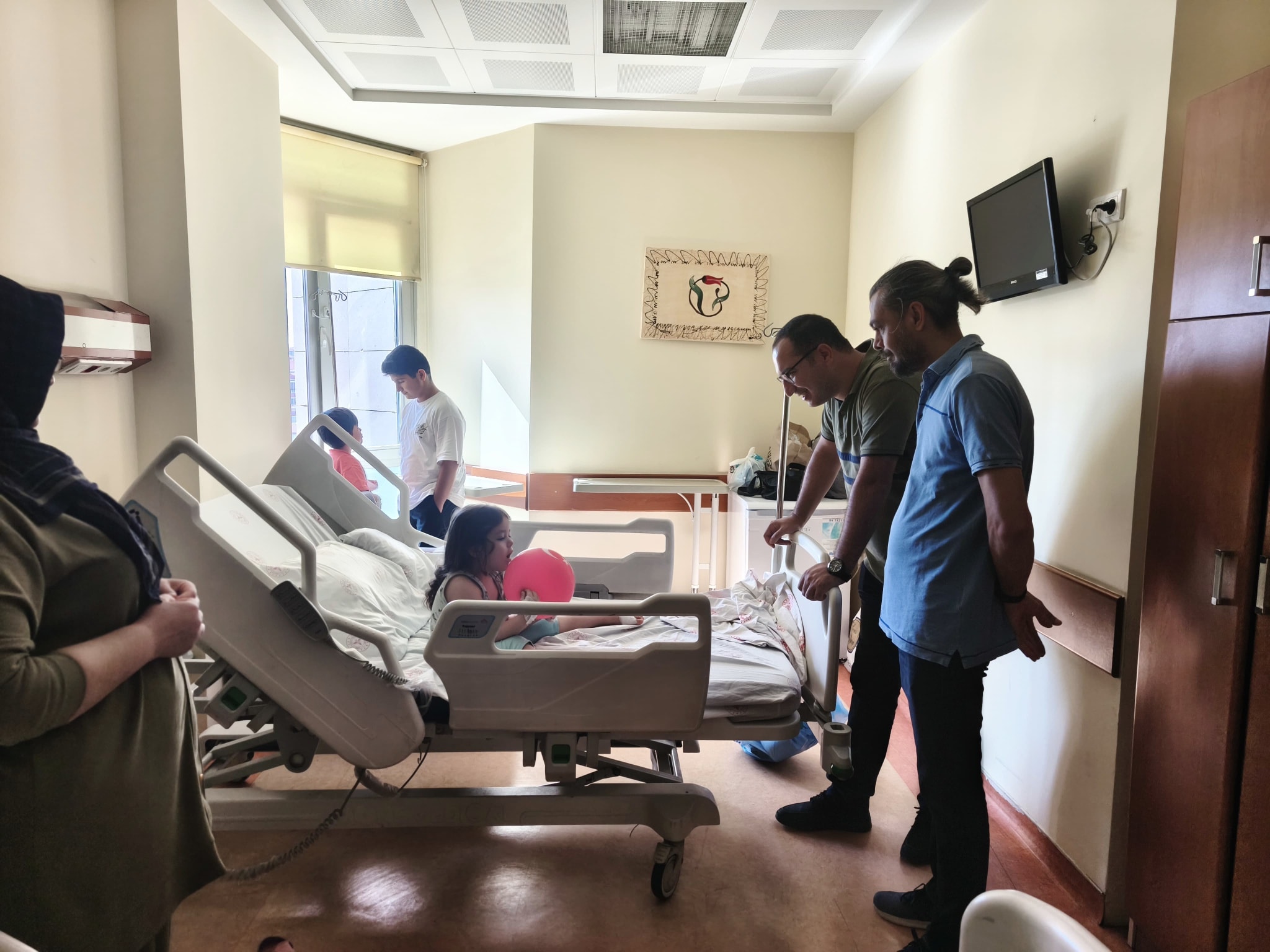 Hem Sağlık Çalışanlarına Hem Hastalara Tam Destek