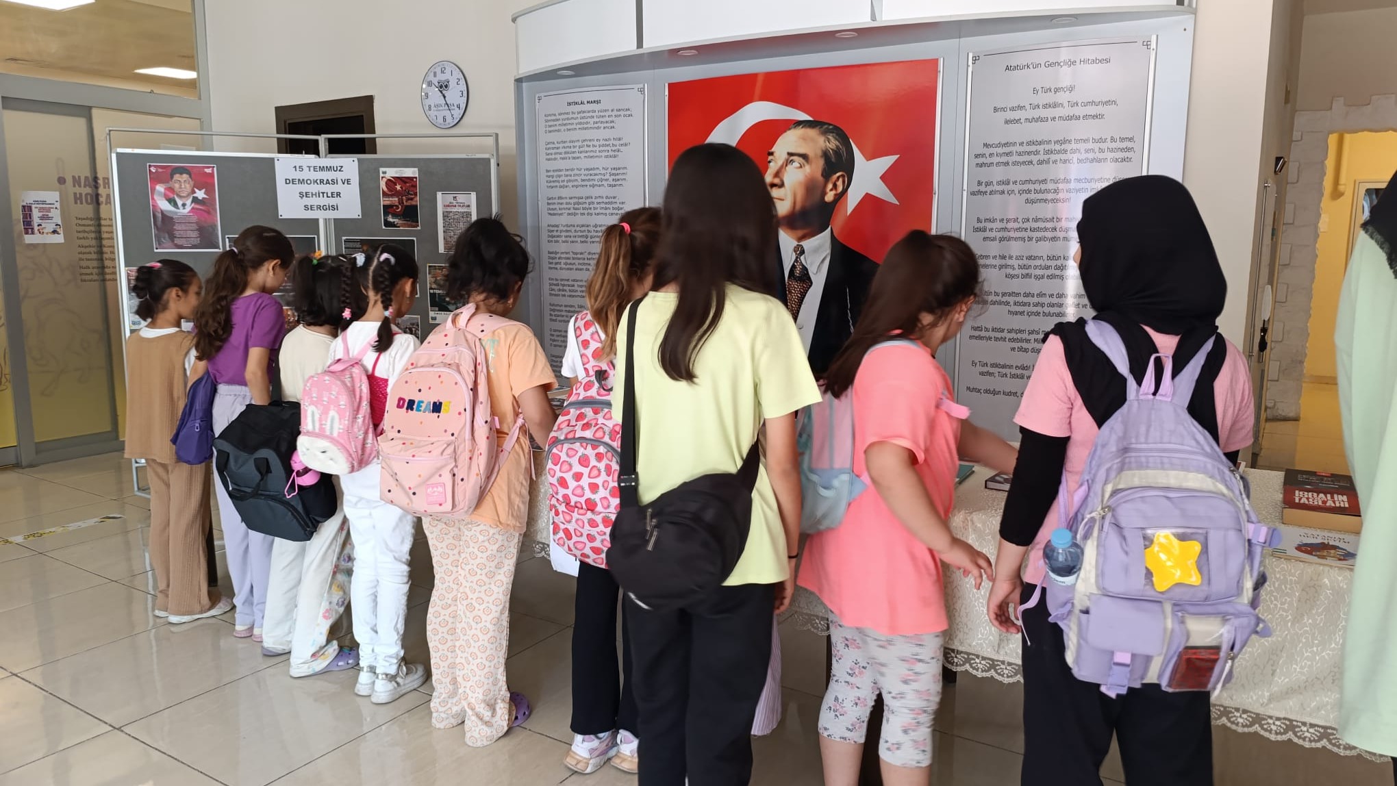 Kırşehir’de 15 Temmuz’a Özel Kitap Ve Resim Sergisi2