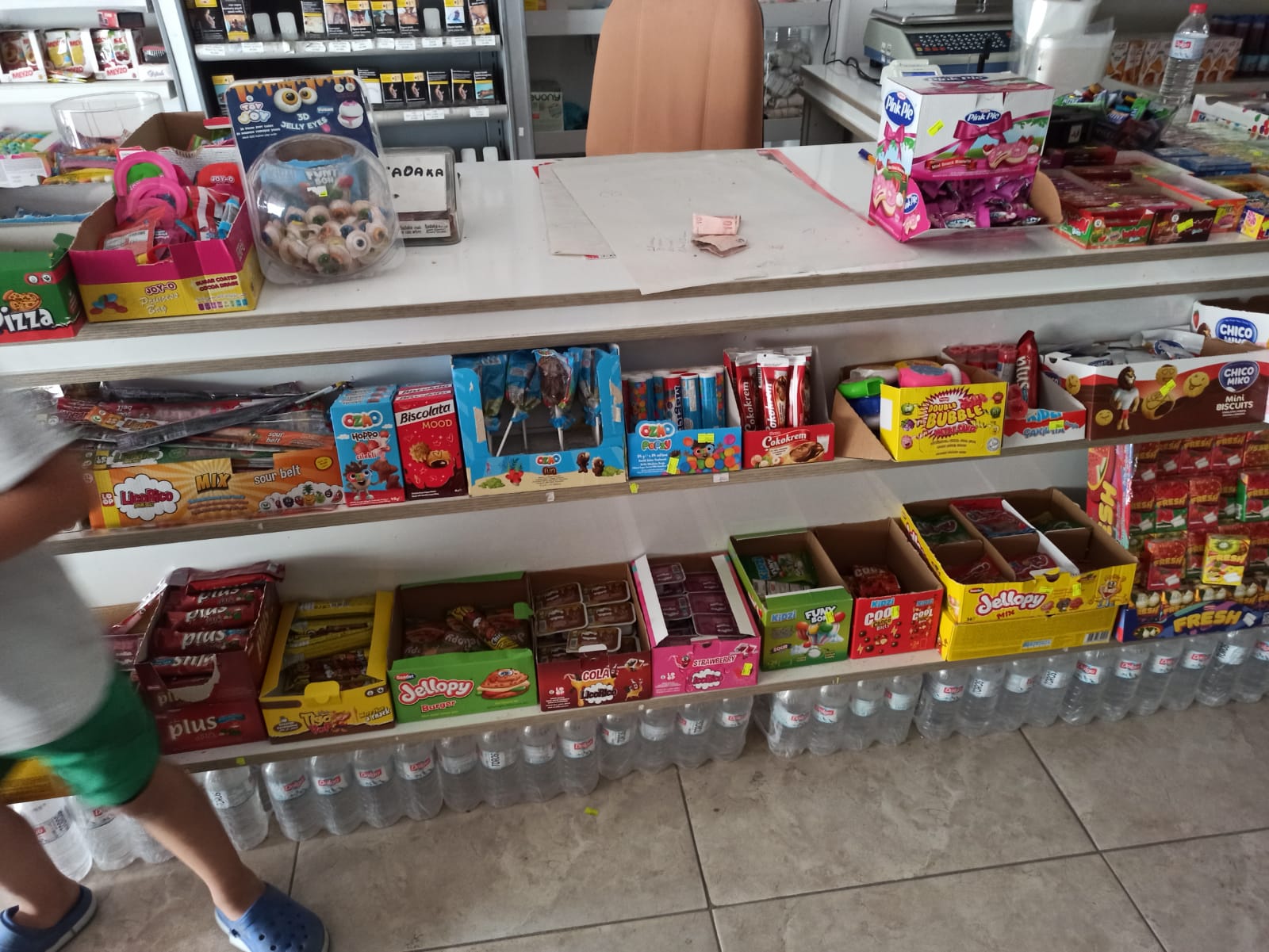 Kırşehir’de Mahalle Bakkallarının Sessiz Savaşı Devam Ediyor 1