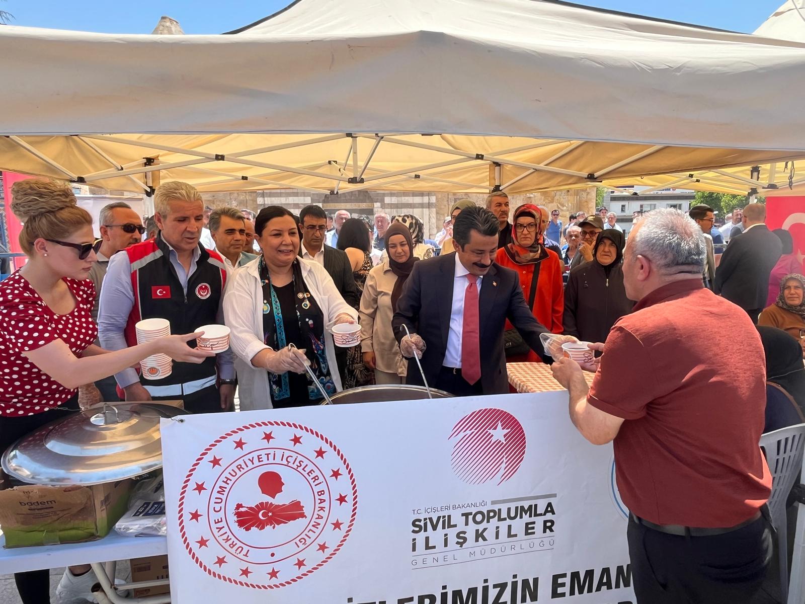 Kırşehir’de Şehide Vefa Aşuresi (4)