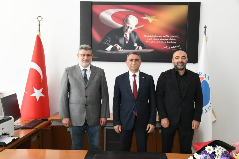 Spor Bilimleri Fakültesi Yönetiminde Bayrak Değişimi