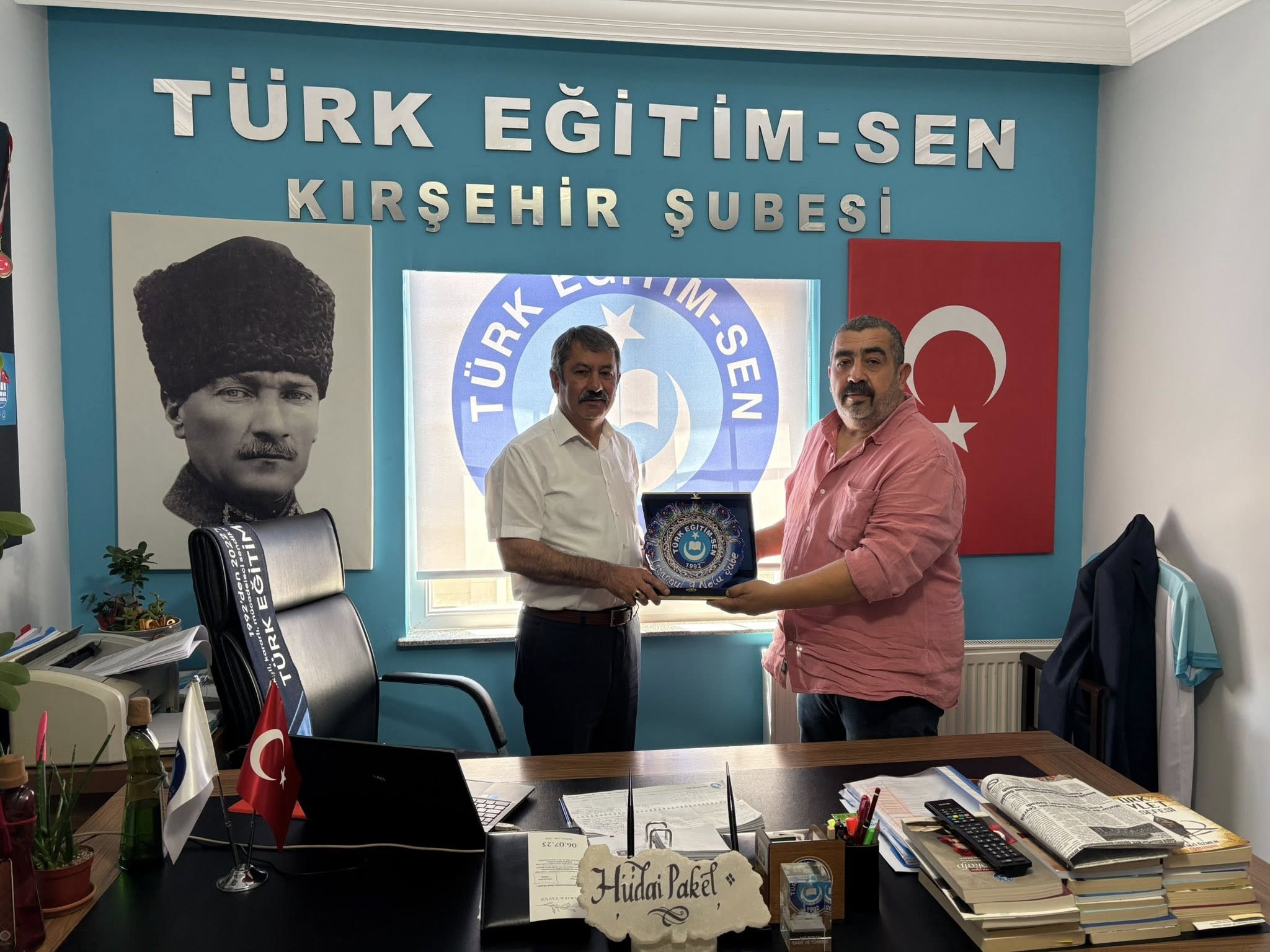 Türk Eğitim Sen’de Dostluk Köprüsü Kuruldu