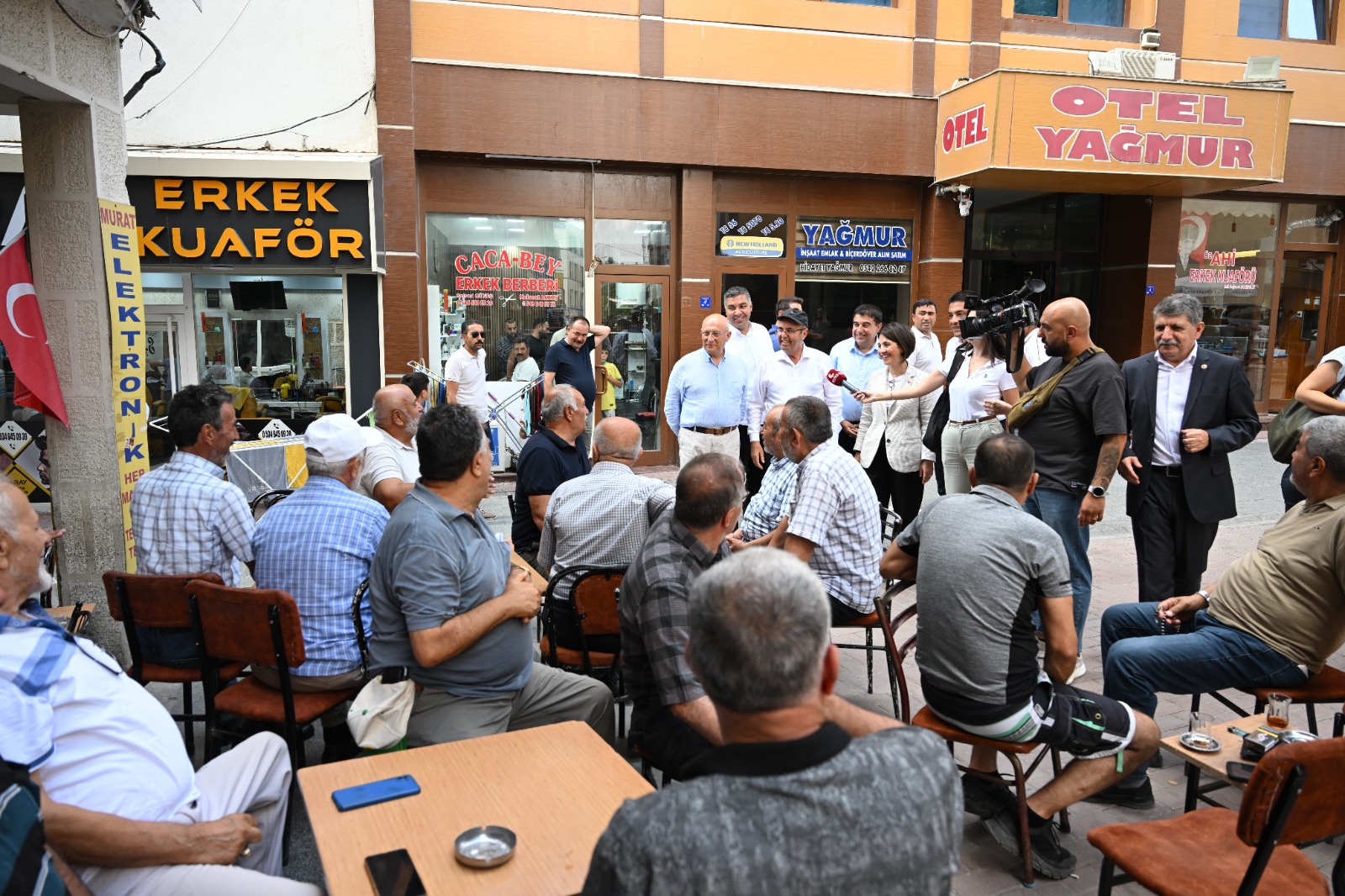 Chp’li Vekiller Ekicioğlu Ile Bir Araya Geldi 6