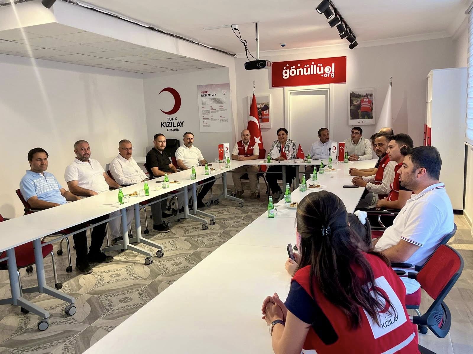 Dünya İnsani Yardım Günü’nde Gönüllülerle Bir Araya Geldiler3