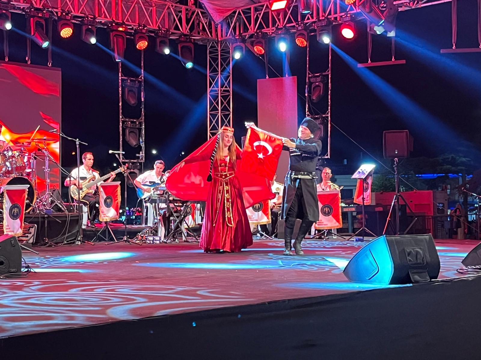 Ertaş’ın Ruhu Cacabey Meydanı’nda (11)