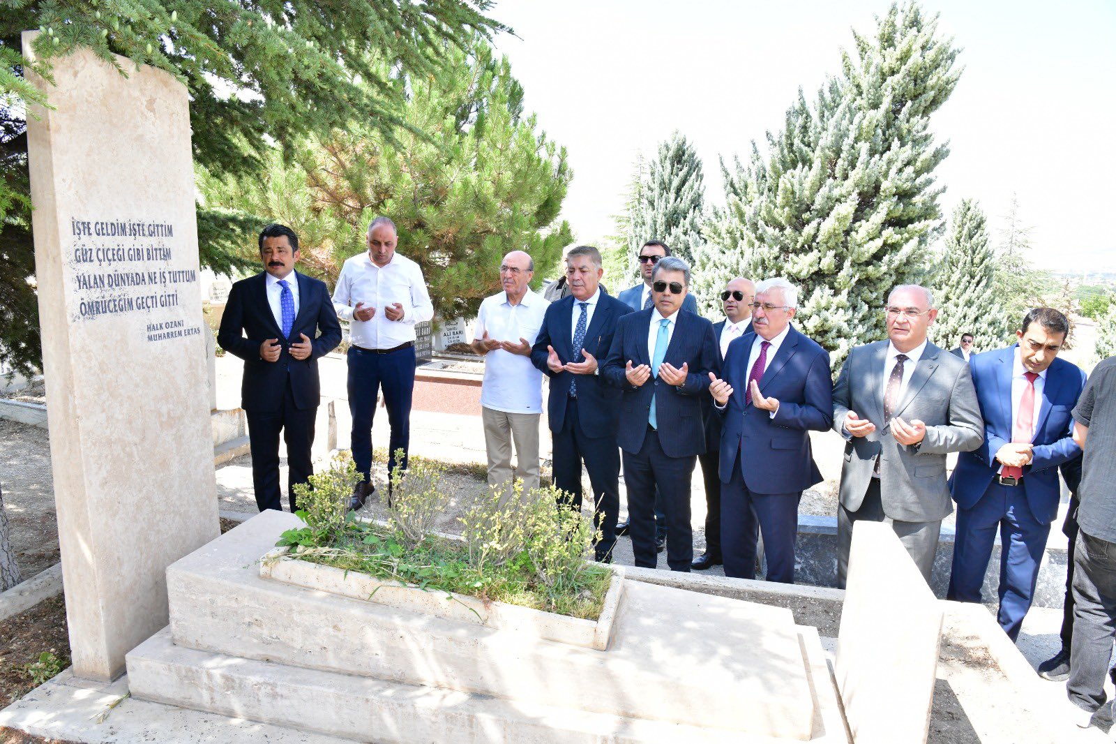 Festival Öncesi Neşet Ertaş Anıldı 1