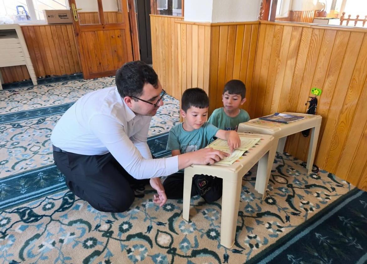 Görev Süresi Doldu, Ilçe Halkından Helallik Istedi (4)