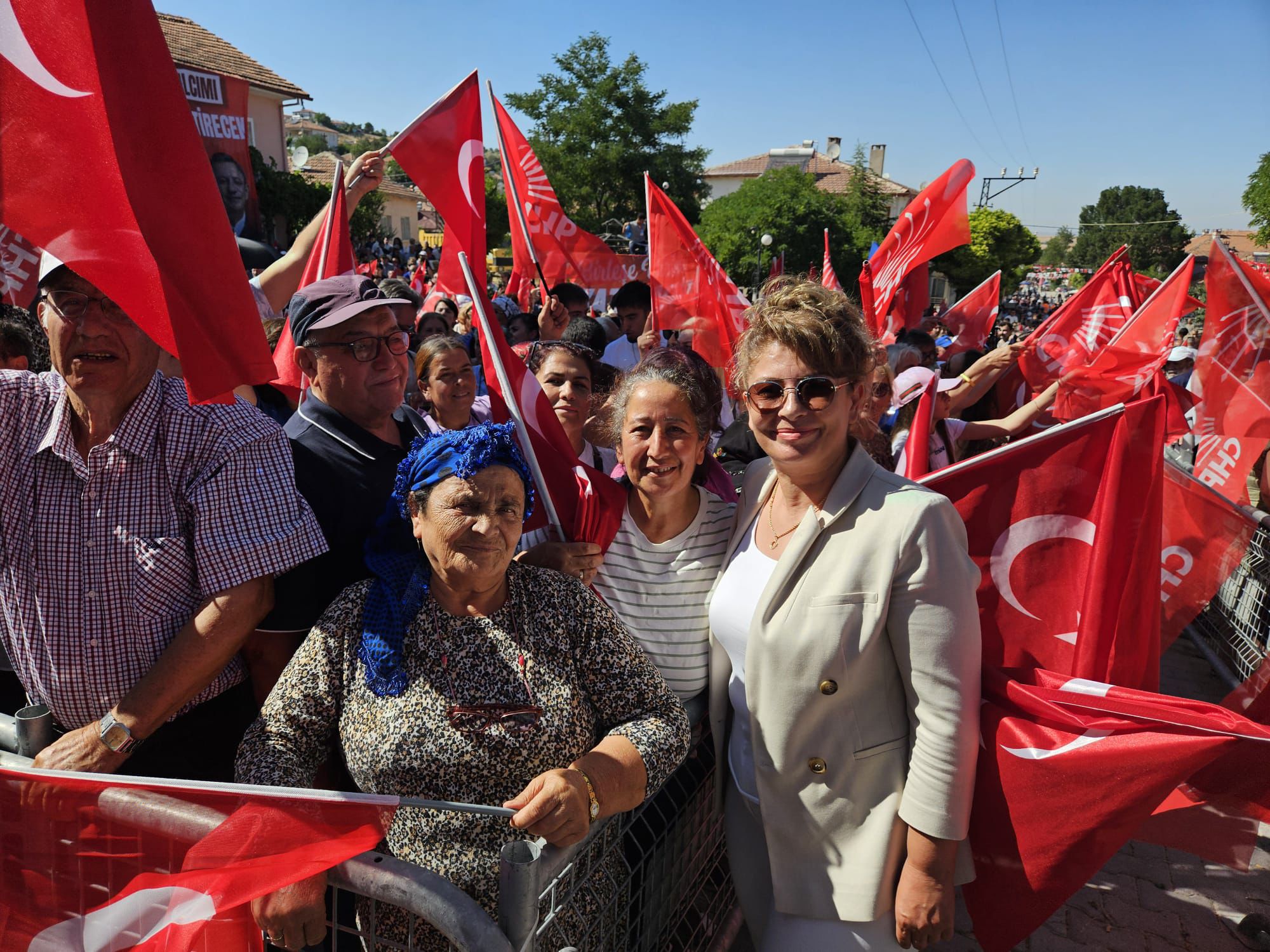 Gülay Baltalık 1