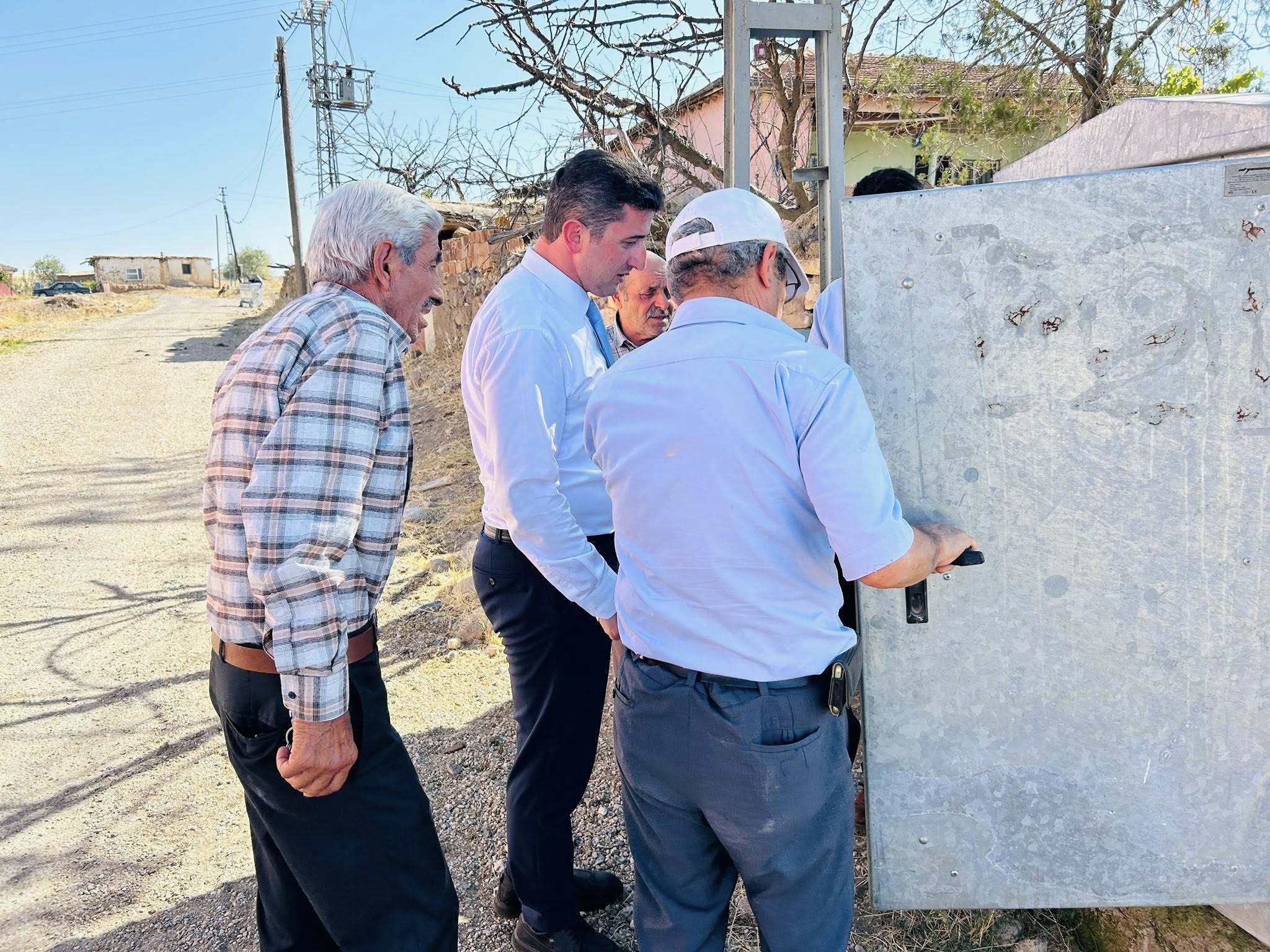 Kaymakam Görmüş, Sahada Talepleri Dinledi1