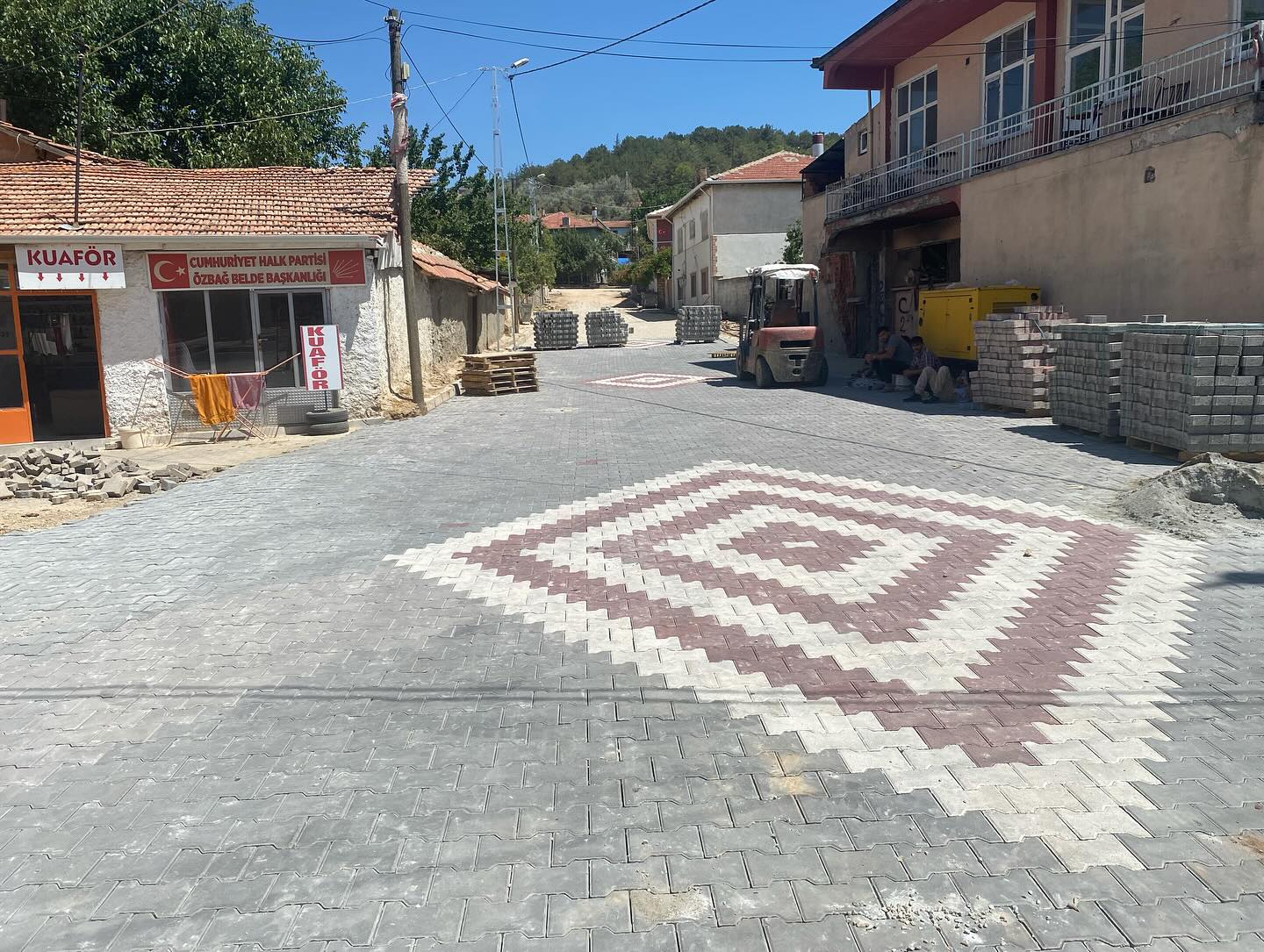 Kilit Parkeler Döşeniyor 5
