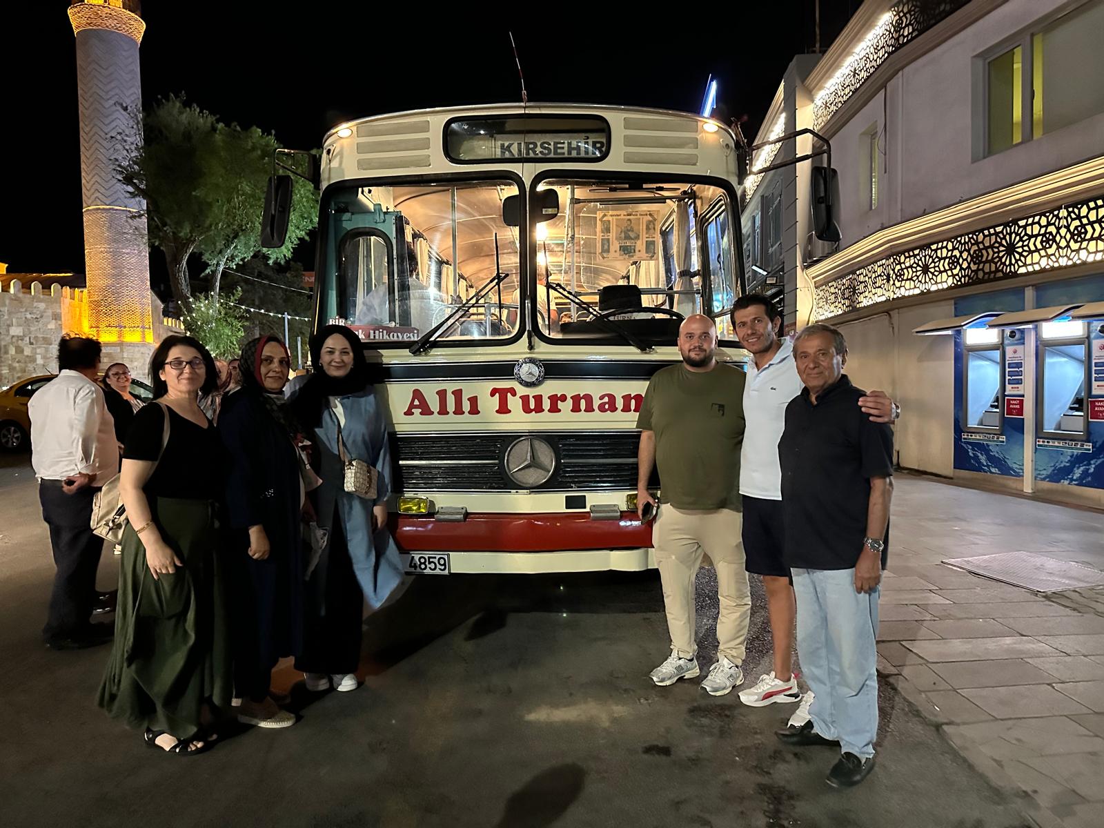 Kırşehir’de Allı Turnam Otobüsü Ile Bozlak Rüzgarı Esti 5