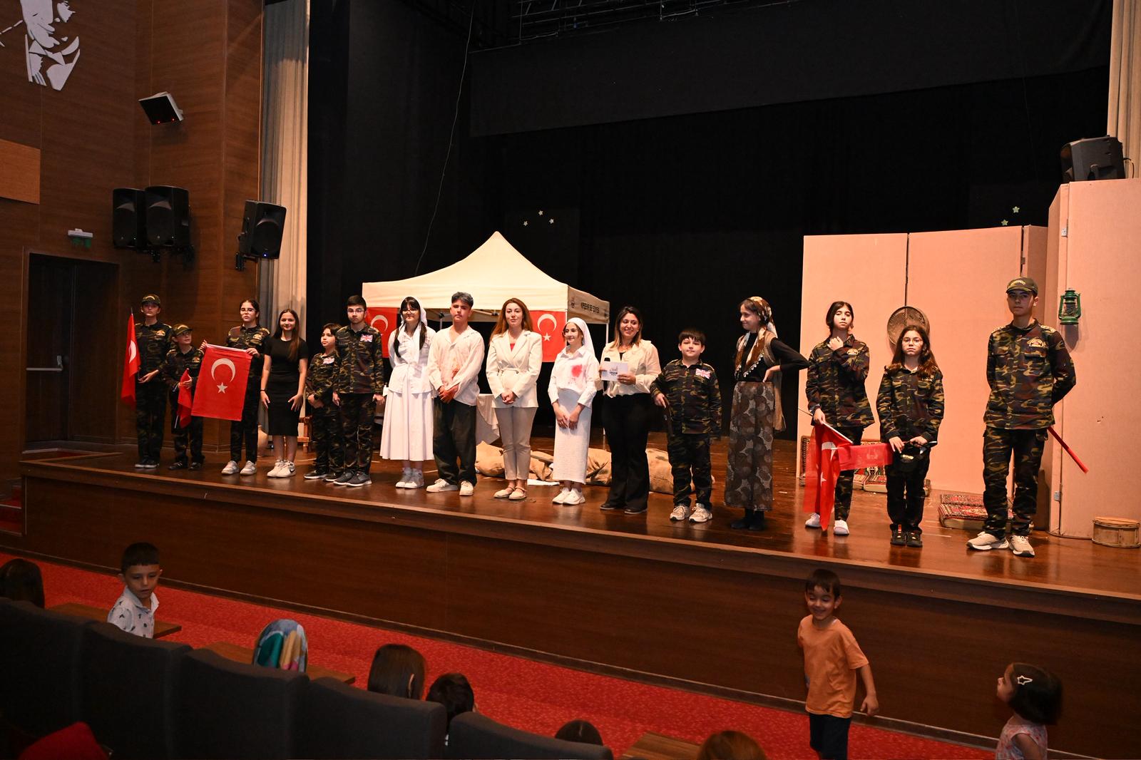 Kırşehir’de Çocuklar Zaferin Kahramanları Oyunu Ile 30 Ağustos Coşkusunu Yaşadı (2)