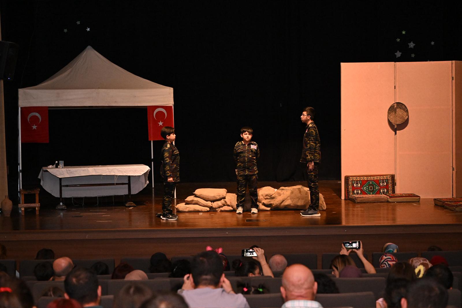 Kırşehir’de Çocuklar Zaferin Kahramanları Oyunu Ile 30 Ağustos Coşkusunu Yaşadı (8)