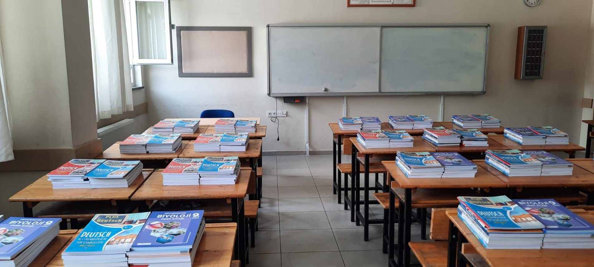 Kırşehir’de Ders Kitabları Okullara Dağıtılmaya Başladı