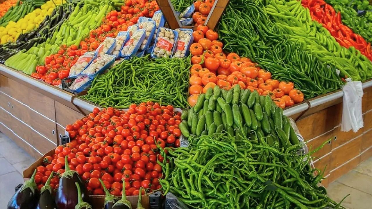 Kırşehir’de Taptaze Sebzeler Pazarı Canlandırdı 1