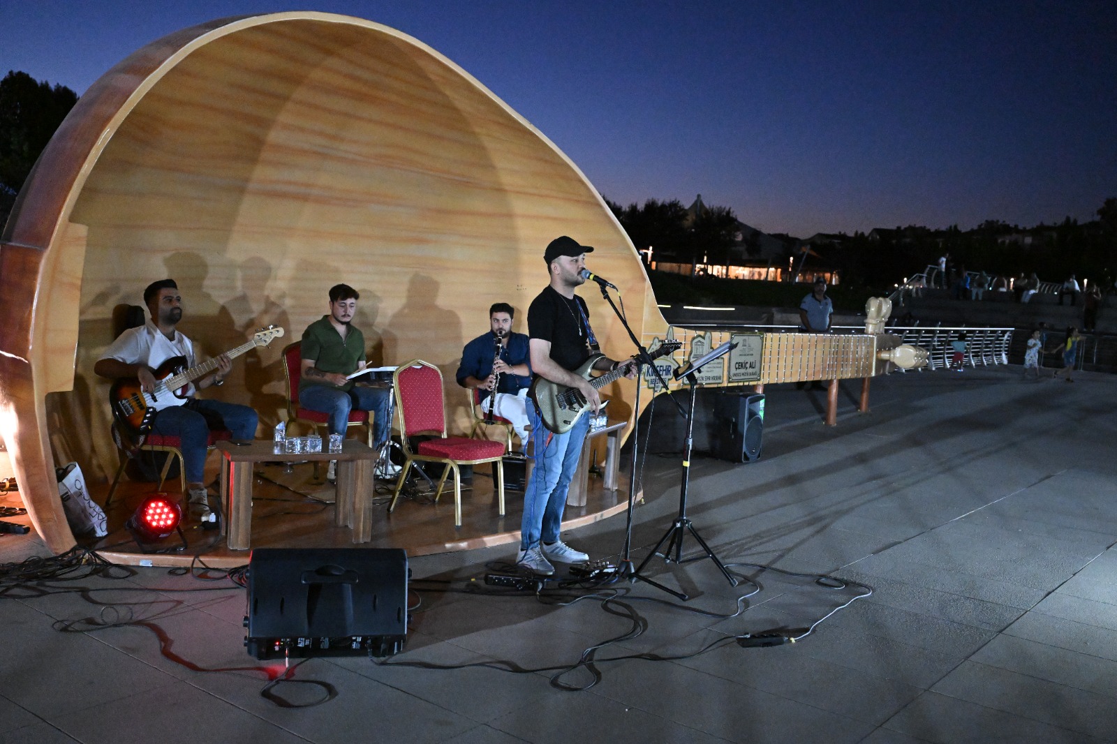 Kırşehir’in Sıcak Akşamı Niha Band’la Canlandı (2)