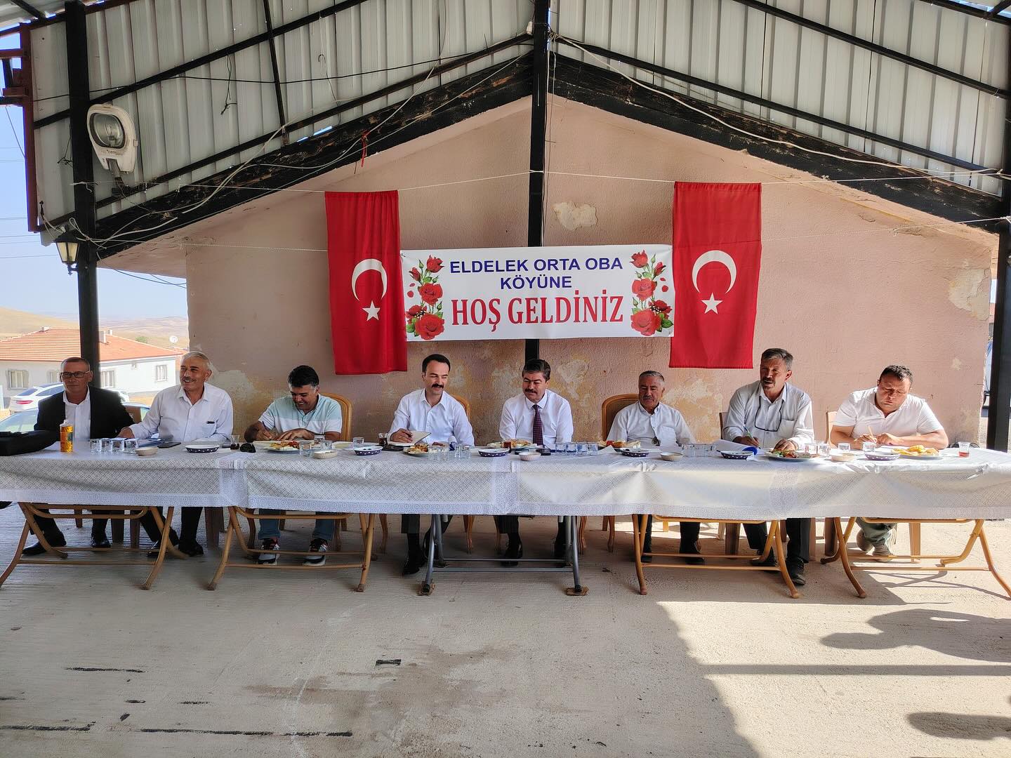 Milletvekili Erkan Muhtarlarla Bir Araya Geldi