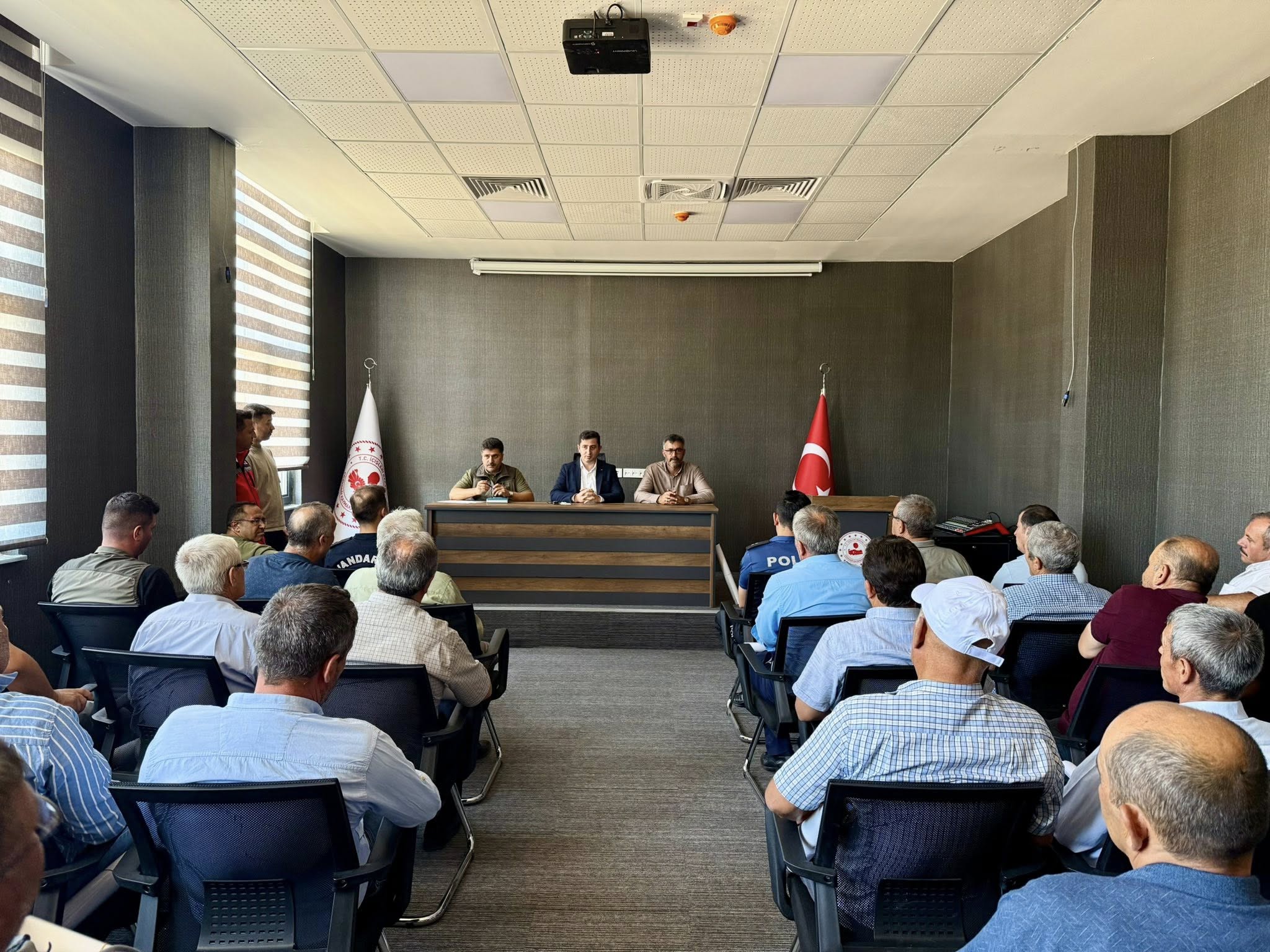 Muhtarlara Kritik Uyarı Yapıldı