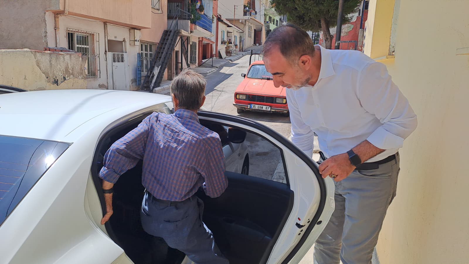 Mustafa Düğer Neşet Ertaş'ın Mirasına Sahip Çıktı 2