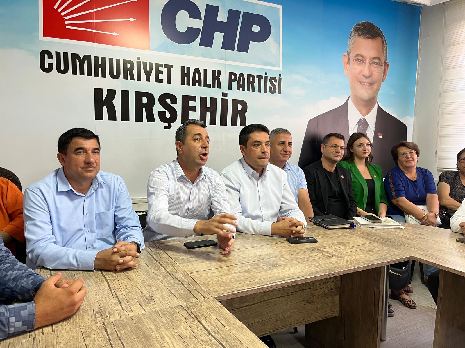 Özel, Kırşehir’de Halkla Buluşacak (1)
