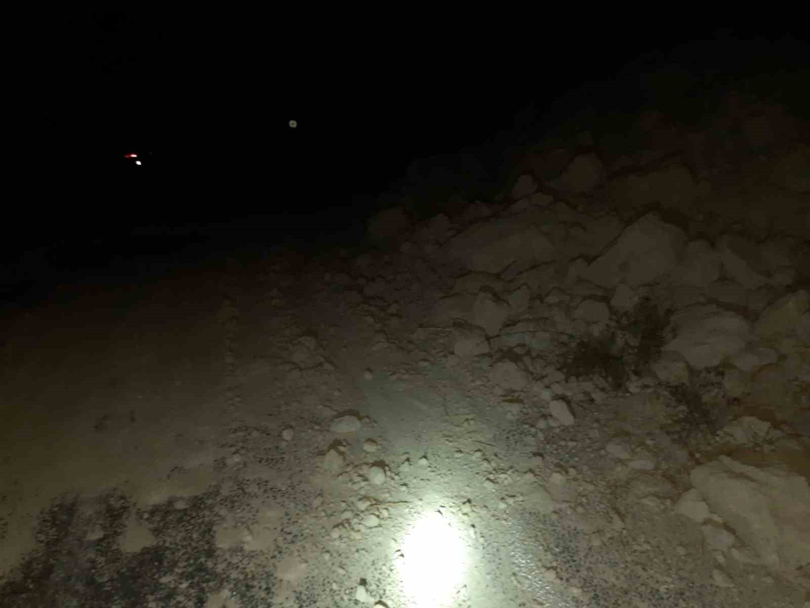 Toprak Kaydı, Yol Kapandı