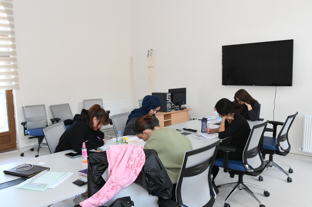 Yeni Müfredatla Öğrenciler Hem Mesleki Hem Insanî Donanımla Mezun Olacak1