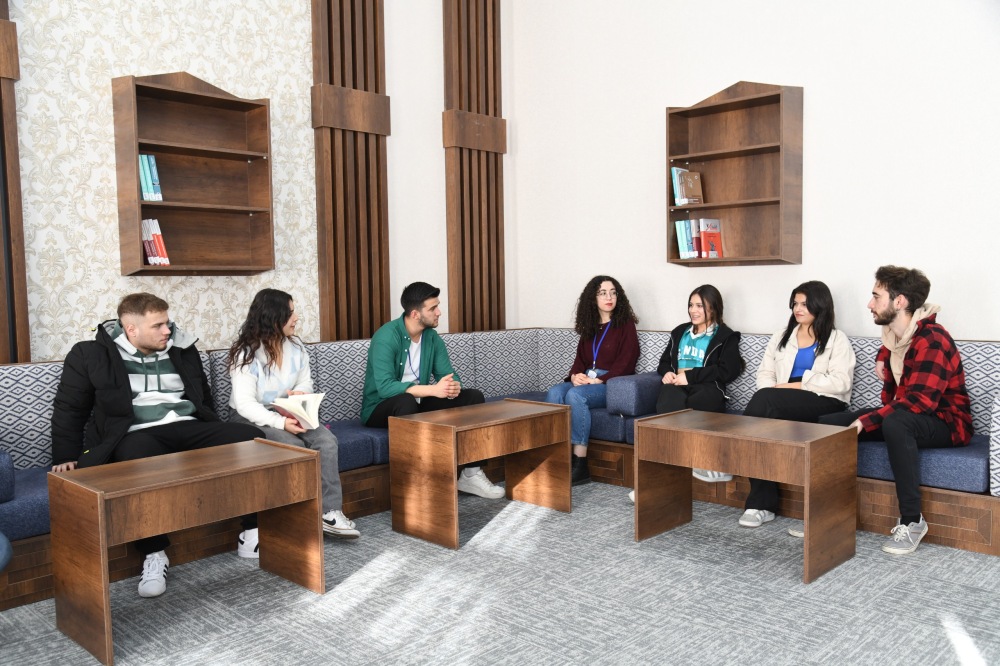 Yeni Müfredatla Öğrenciler Hem Mesleki Hem Insanî Donanımla Mezun Olacak12