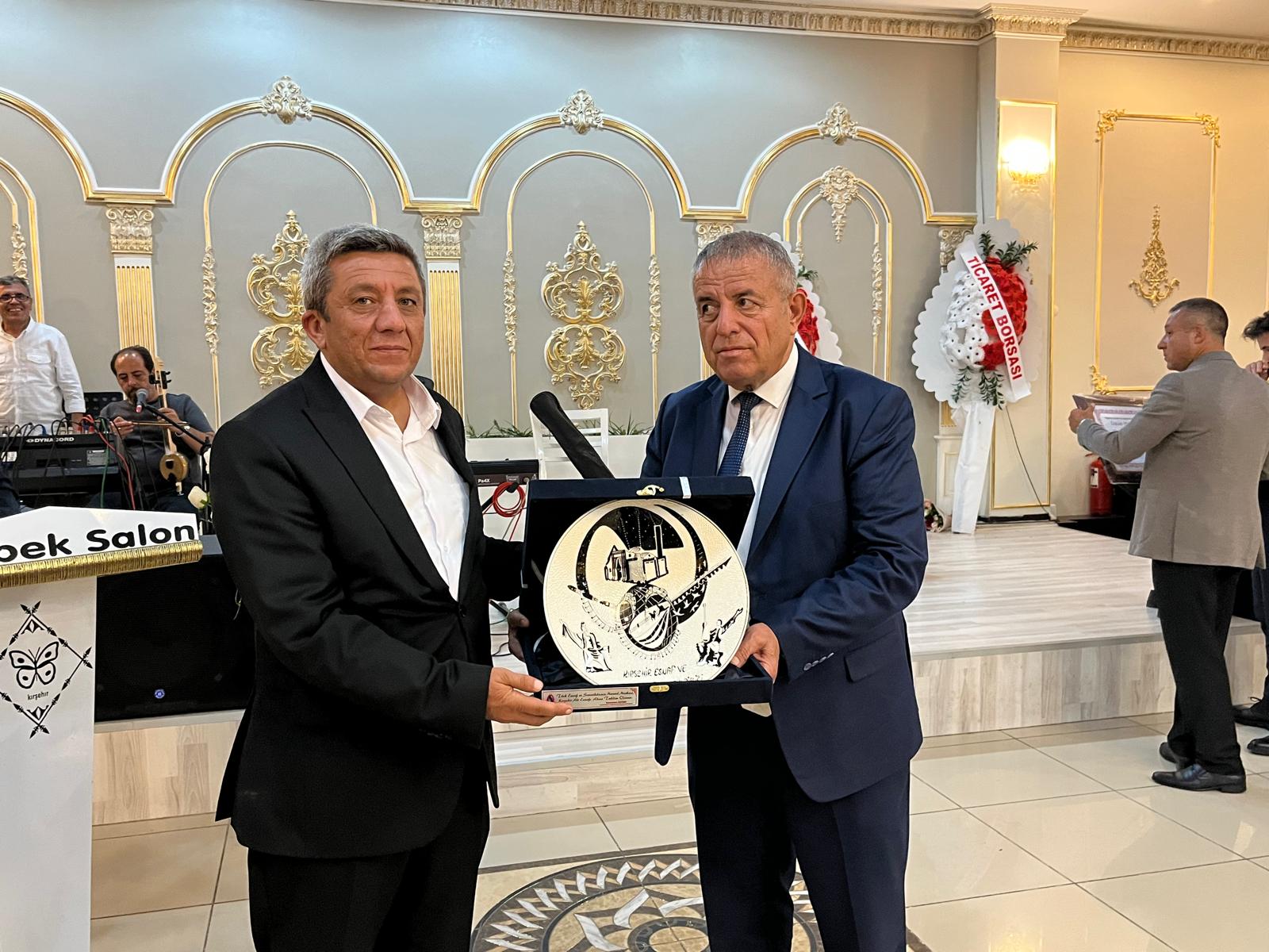 Ahi Esnafı Gecede Buluştu 60 Milyonluk Finansman Sözü Geldi (20)