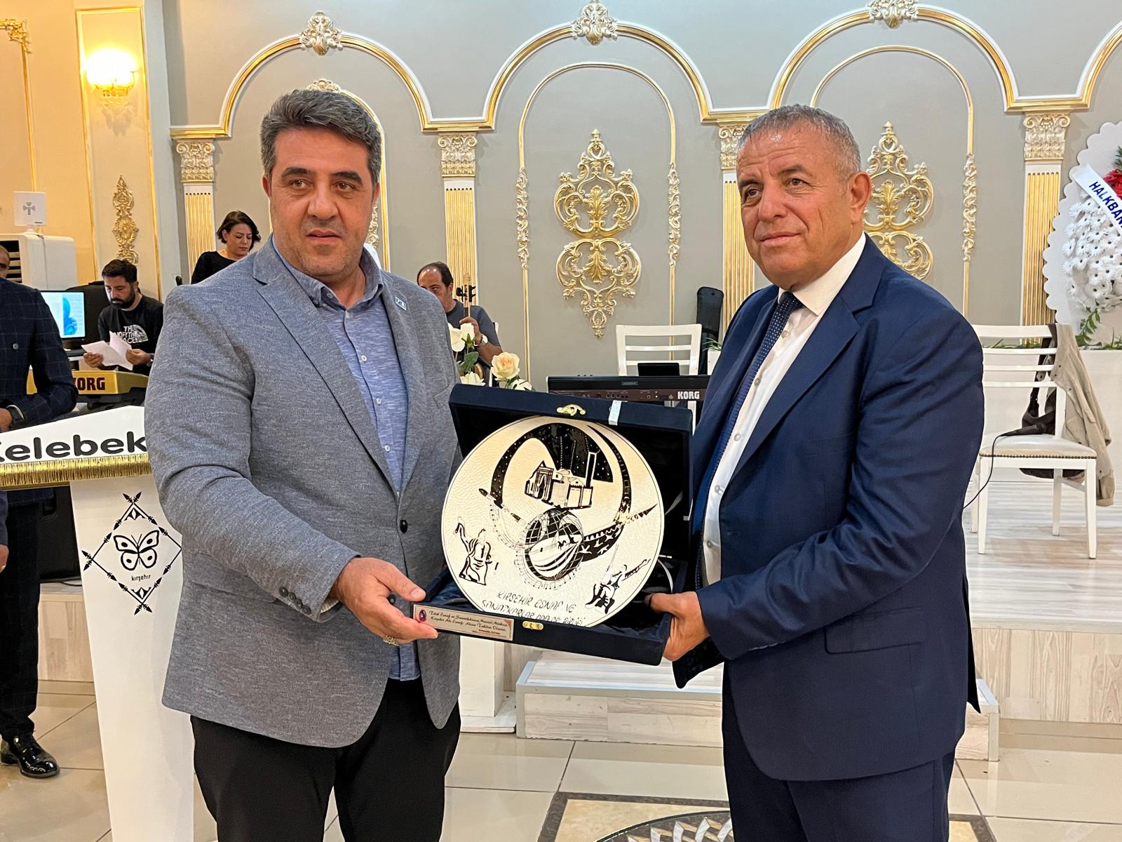 Ahi Esnafı Gecede Buluştu 60 Milyonluk Finansman Sözü Geldi (22)