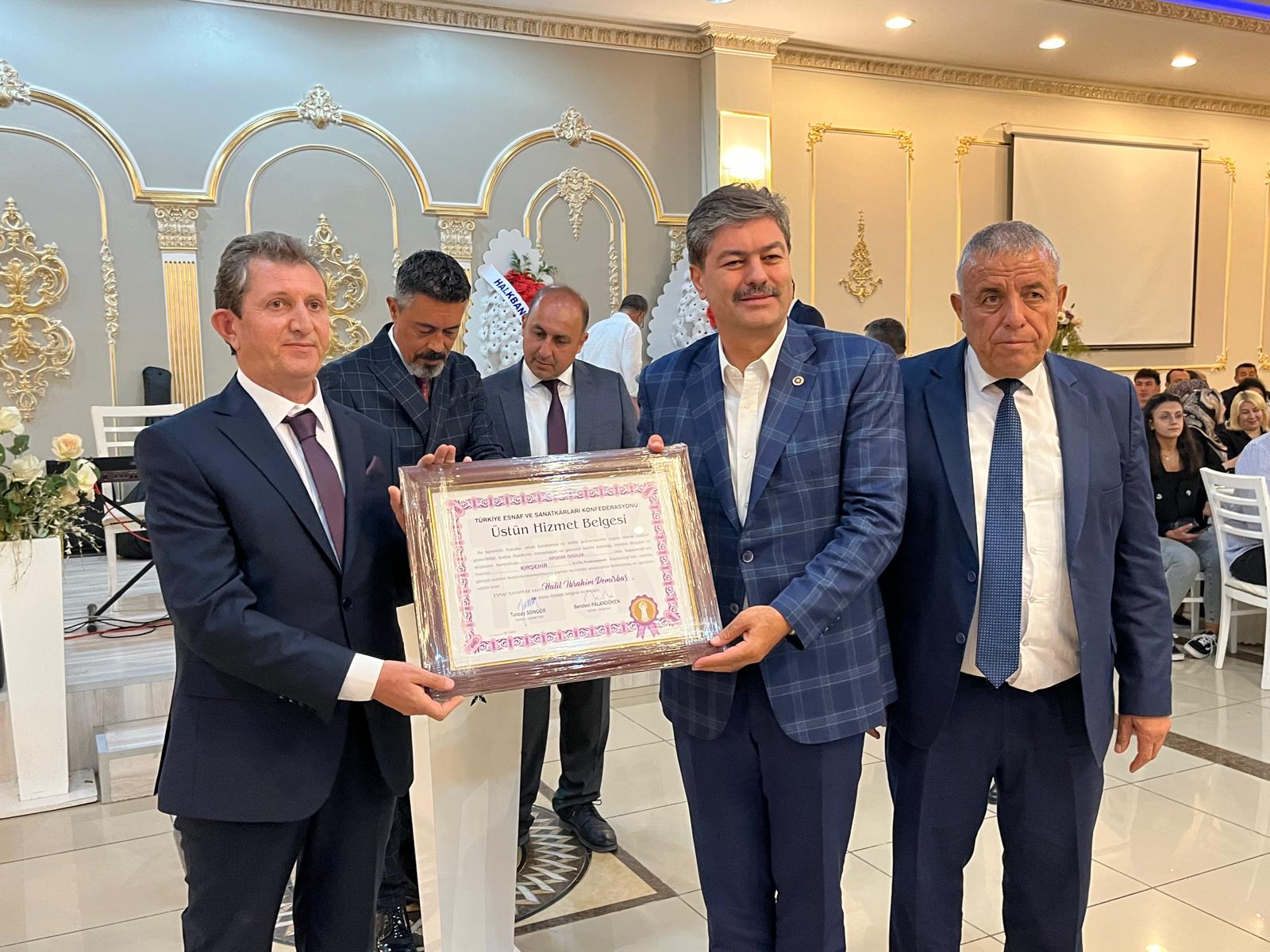 Ahi Esnafı Gecede Buluştu 60 Milyonluk Finansman Sözü Geldi (5)